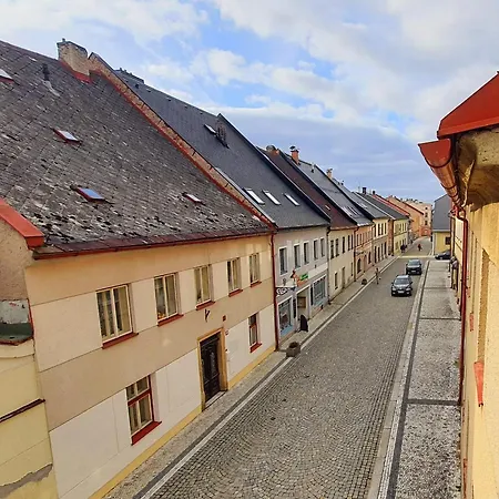Apartman U Posty Kraliky Exterior photo